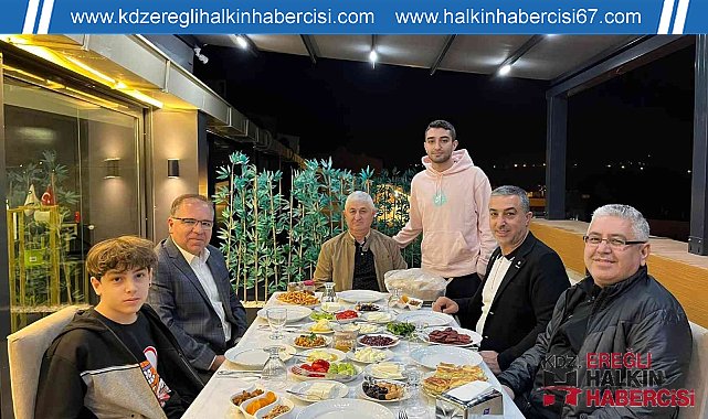 Kaymakam Türköz, Ünal'ın sahurda misafiri oldu