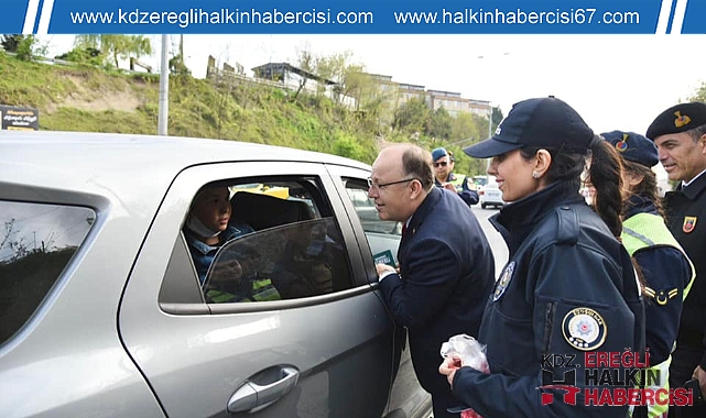 Vali Tutulmaz, trafik uygulamasına katıldı