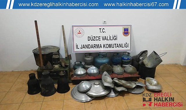 Evden çaldıkları malzemelerle kaçarken yakalandılar