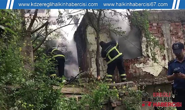 Karabük'te metruk binada yangın