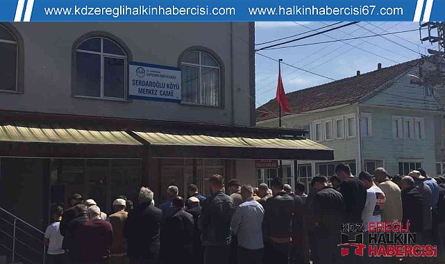 Cezaevinde intihar eden baba toprağa verildi...