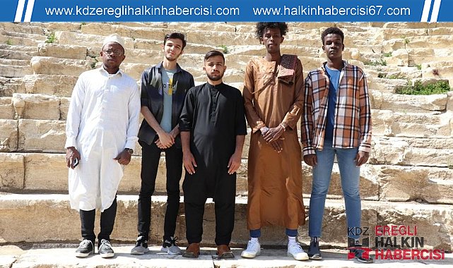 Yabancı uyruklu öğrenciler antik kente hayran kaldı