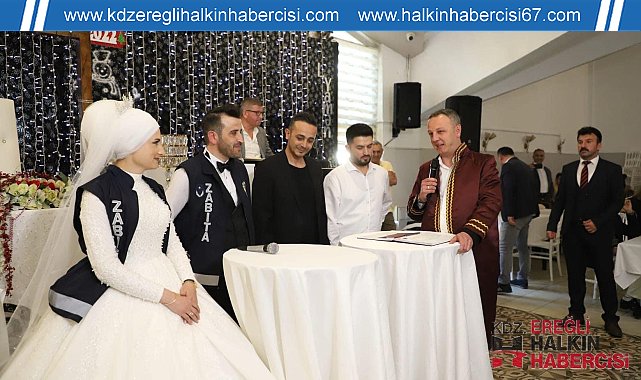 Zabıta yeleği ile nikahlarını kıydılar