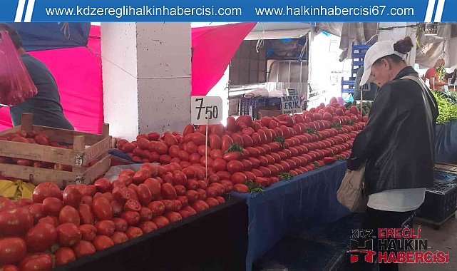 Halk pazarı boş kaldı