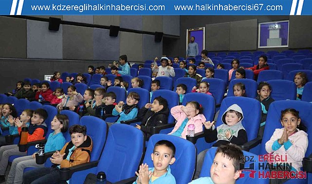Göçmen çocuklar sosyal yaşama adapte oluyor