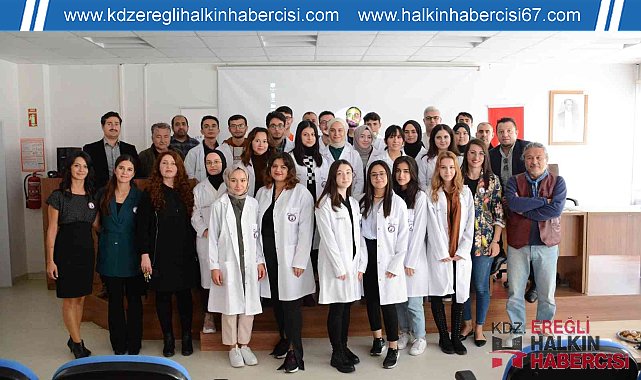 Kimya öğrencileri beyaz önlüklerini giydi