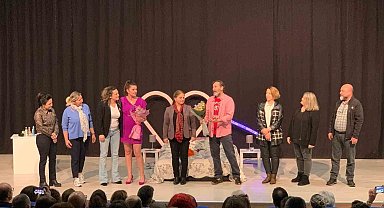 Geliri depremzede öğrencilere bağışlandı