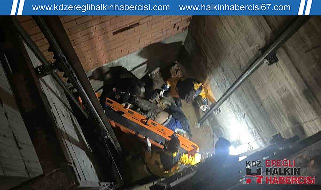 İnşaat işçisi asansör boşluğuna düştü: 1 yaralı