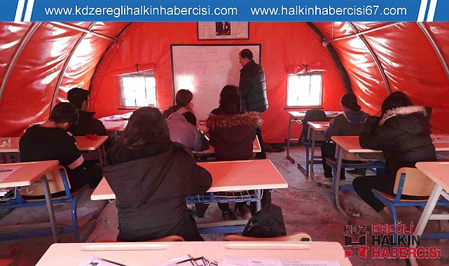 YKS ve LGS için gönüllü öğretmenler deprem bölgesinde görev alıyor