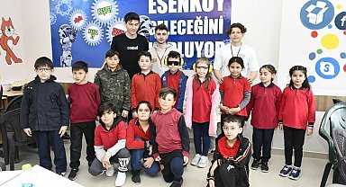 Galatasanat üyeleri Zonguldak'ta öğrencilerle buluştu