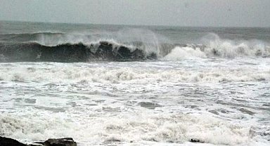 Denizlerde fırtına uyarısı