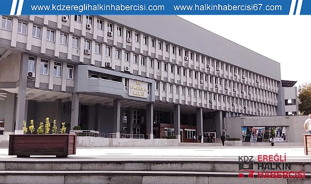 Valilik önüne araç parkı yasaklandı ...