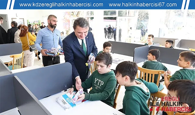 Kapuz Plajı'nda öğrenciler İçin Huzurlu Çalışma Alanı