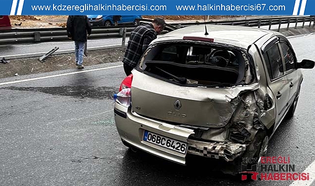 Zonguldak'ta Otomobil Bariyerlere Çarptı ...