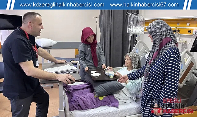 92 YAŞINDAKİ KADININ MİDESİNDEN ÇIKANLAR HAYRETE DÜŞÜRDÜ