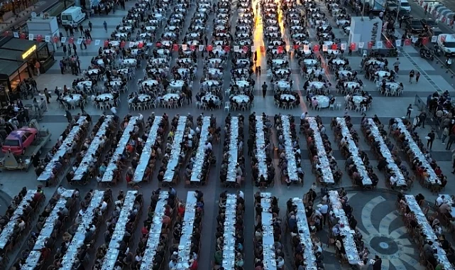 Manisa'da iftar sofraları 100 bin kişiye ulaşacak