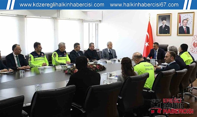 Vali Hacıbektaşoğlu başkanlığında trafik güvenliği toplantısı gerçekleştirildi