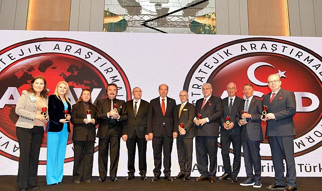 Kızıl Elma Ödülleri sahiplerini buldu