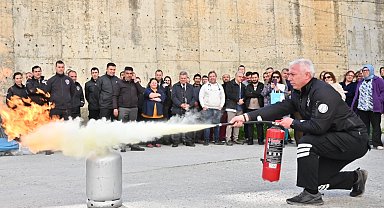 Hastane personeline yangın eğitimi