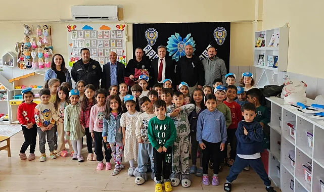 Antalya Kumluca'da anlamlı polis günü sürprizi
