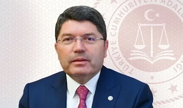 Özel'e bir tepkide Bakan Tunç'tan