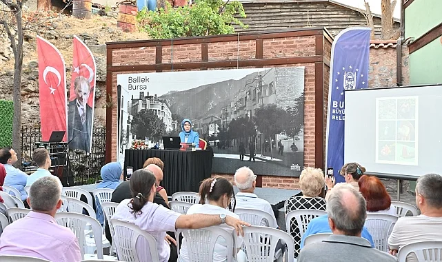 Bursa'da 'Kent Tarihi Söyleşileri'nin son konuğu Ayşe Özkan emanet oldu
