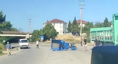 KAMYONUN ÇARPTIĞI PAT PAT SÜRÜCÜSÜ HAYATINI KAYBETTİ...