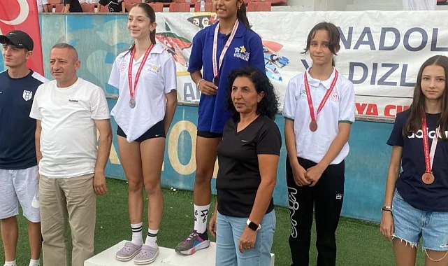 Sakarya Büyükşehir sporcuları başarılarına yenilerini ekledi