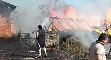 Samanlıkta yangın çıktı!...
