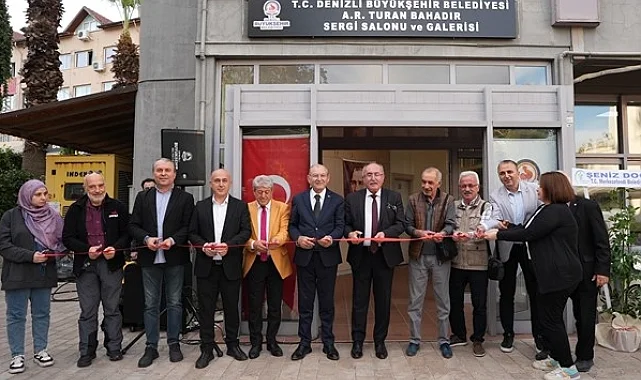 "Cumhuriyet'ten Günümüze Denizli" fotoğraf sergisi açıldı