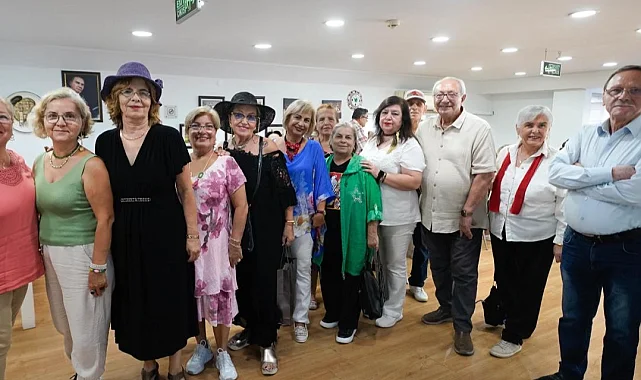 İzmir Büyükşehir'den ileri yaşlılara destek