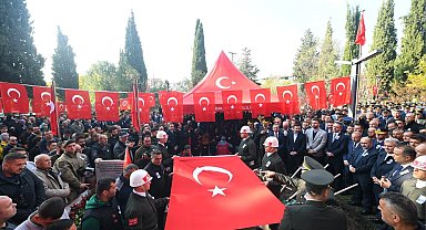 Balıkesir, şehit Uzman Çavuş Emre Sayın'ı son yolculuğuna uğurladı