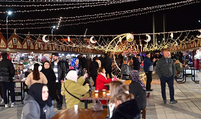 Bursa Osmangazi Belediyesi'nden meydanlarda Ramazan bereketi