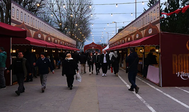 Kitap Sokağı Sakarya'da kapılarını açtı