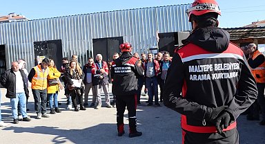 Maltepe'de belediye personeline yangın farkındalık eğitimi