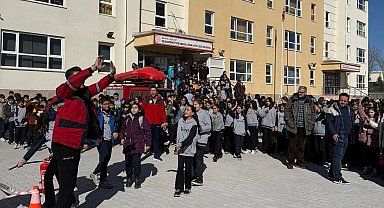 Malatya Büyükşehir'den öğrencilere afet bilinci