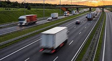 Ağır ticari araç pazarı ilk çeyrekte yüzde 12 daraldı