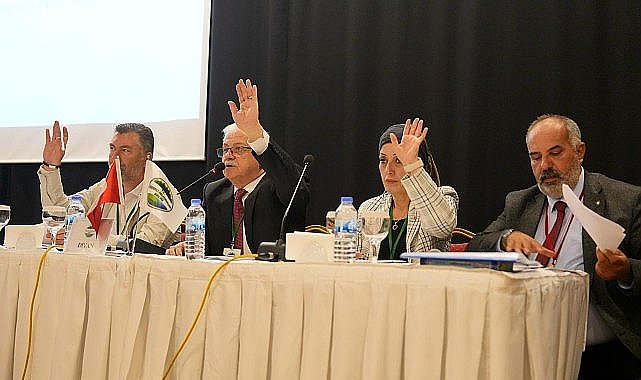 Başkan Deveciler, T.C. Çevreci Belediyeler Birliği Başkanlığına Yeniden Seçildi