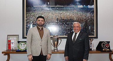 Başkan Şadi Özdemir'den Bursaspor'a tebrik ziyareti