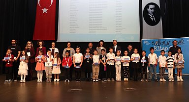 Bursa Nilüfer'de kitap kurtları ödüllendirildi