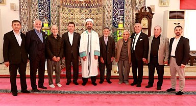 Bursa Osmangazi'de Başkan Erkan Aydın vatandaşlarla bayramlaştı