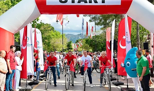 Denizli'de 19 Mayıs ruhuyla umuda pedal çevirdiler
