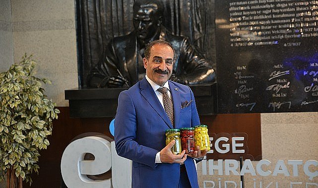 Dünya'nın turşusu İzmir'de kuruldu