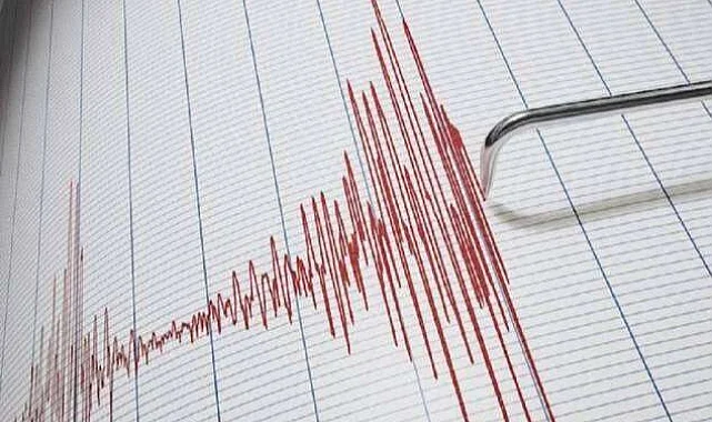 Ege Denizi'nde korkutan deprem