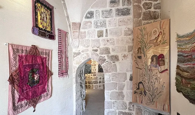 "Eşik" sergisi Mardin'de kapılarını açtı