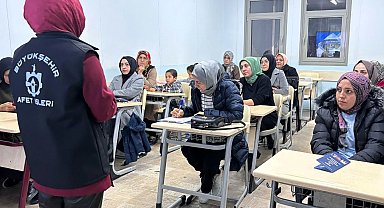 Kocaeli'de 'afete dirençli kadınlar' yetişiyor
