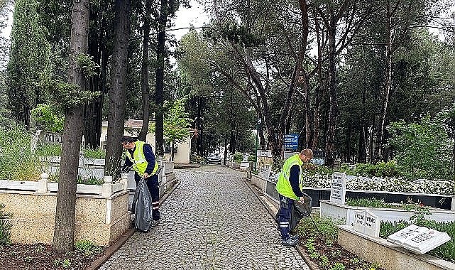 Maltepe Belediyesi'nden mezarlıklarda bayram temizliği