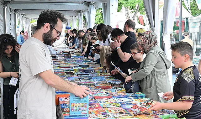 Manisa Kitap Fuarı'nda edebiyat şöleni