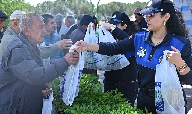 Manisa'da üreticilere 34 bin sebze fidesi dağıtıldı