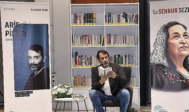 “Sanatçılar Sennur Sezer Okuyor